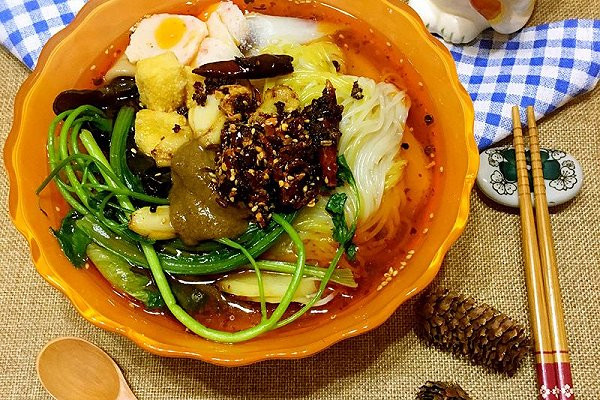 东北大碗麻辣烫